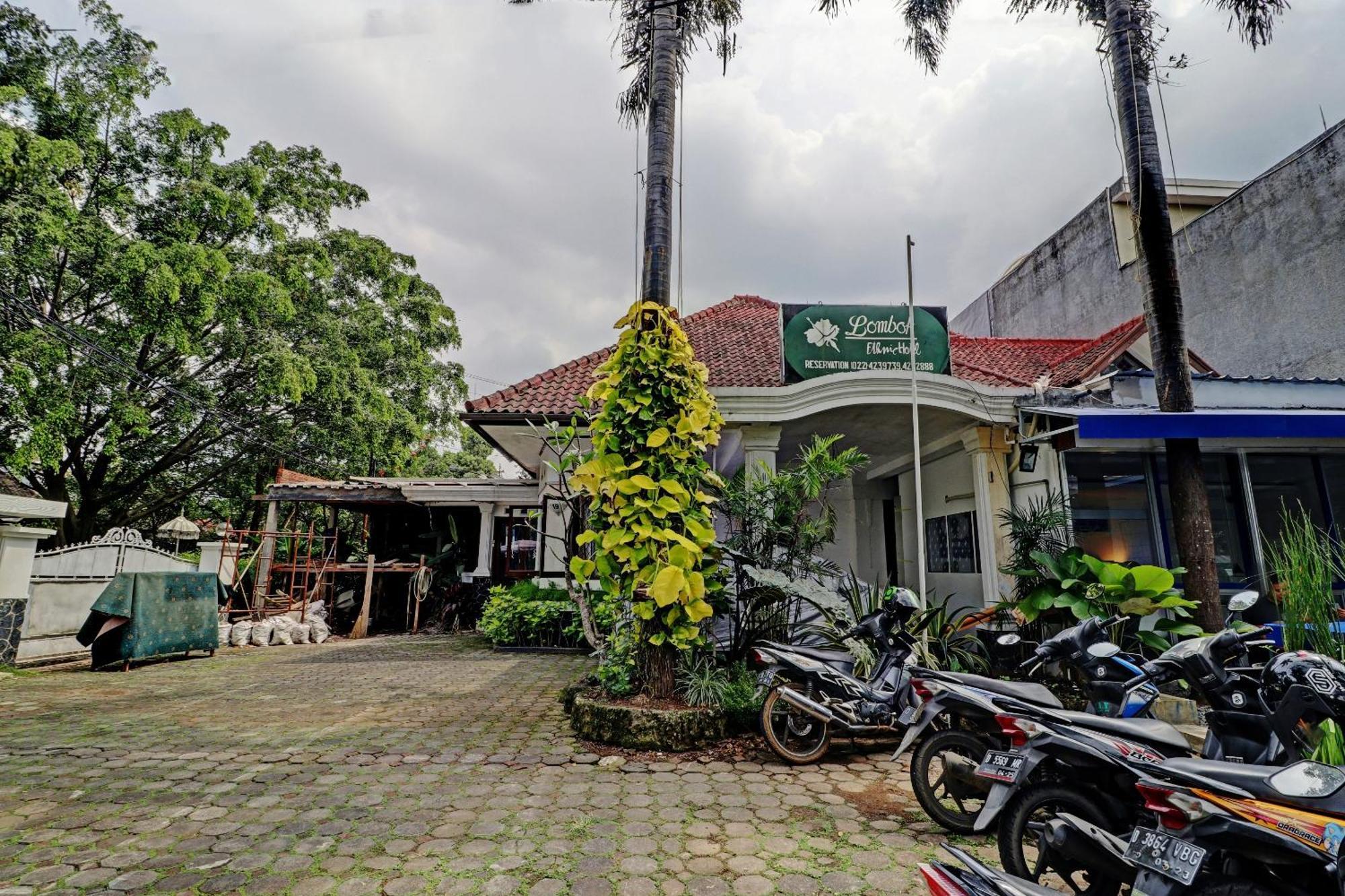 Hotel O Bandung Near Stadion Siliwangi Formerly The Ethnic Hotel Бандунг Екстер'єр фото