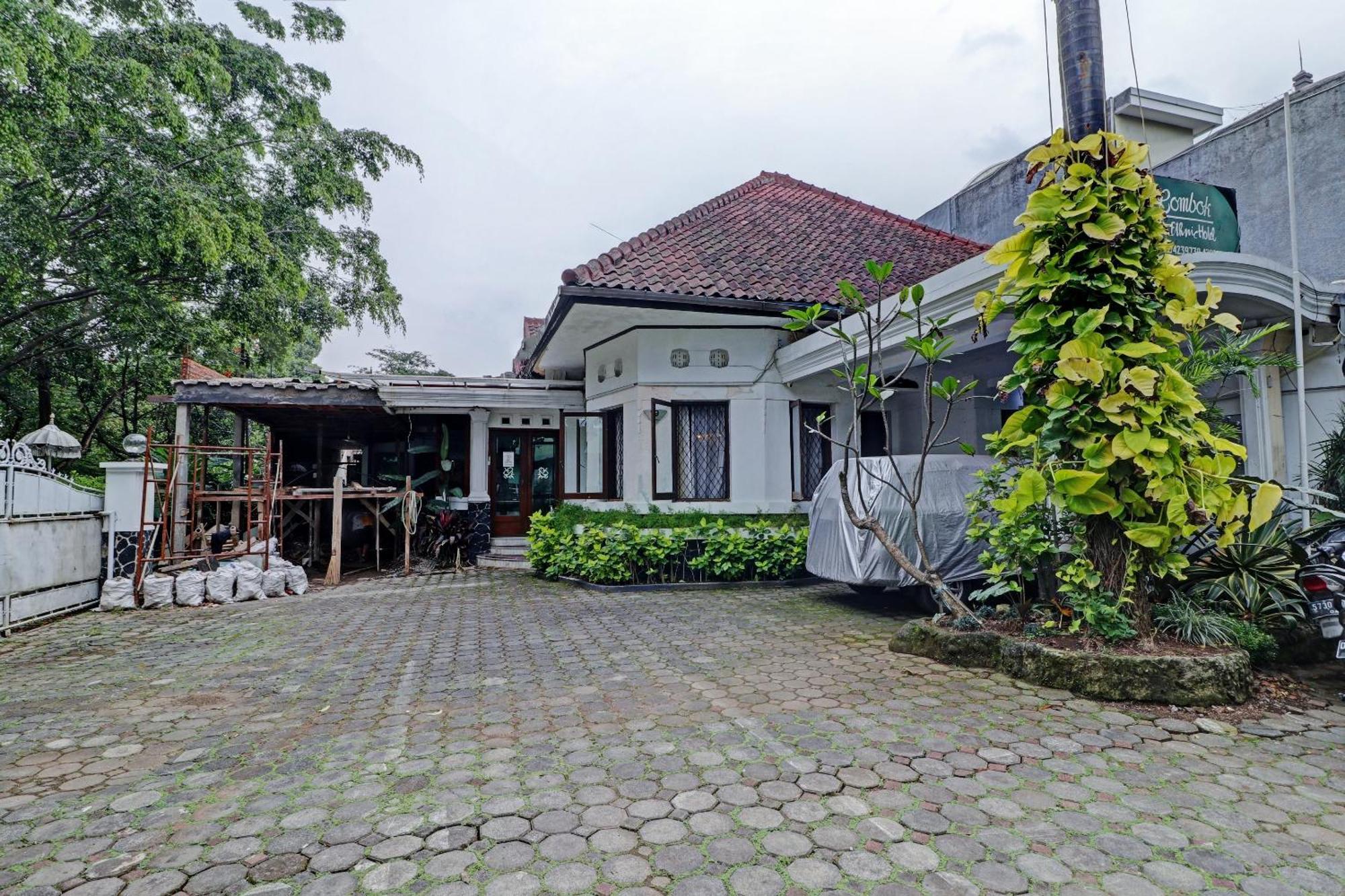 Hotel O Bandung Near Stadion Siliwangi Formerly The Ethnic Hotel Бандунг Екстер'єр фото